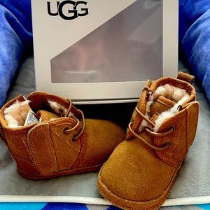 Ugg Baby Neumel Boots Size 2/3 (6-12 months) like new in box